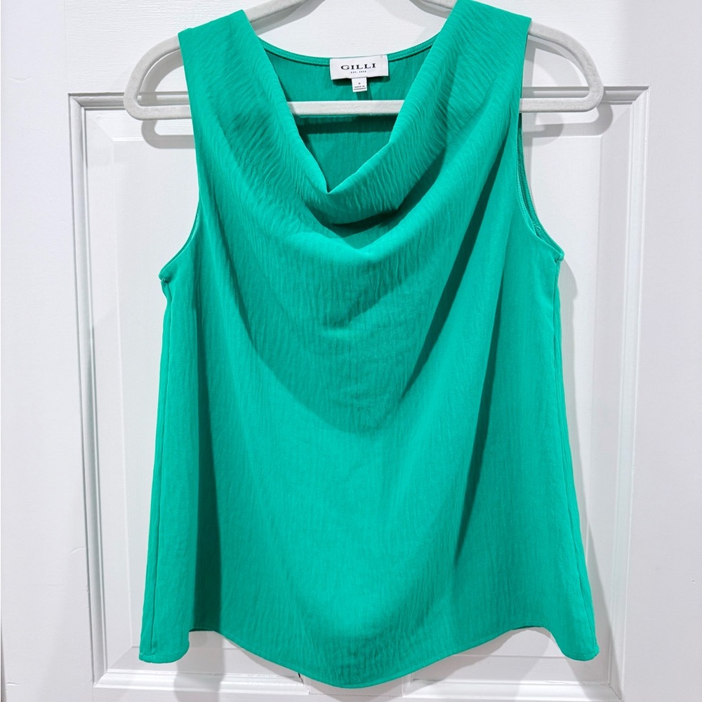 Gilli Green Cowl Neck Top Size Small